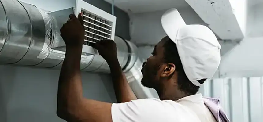 Our Licensed And Insured Cleaners in Macomb, IL