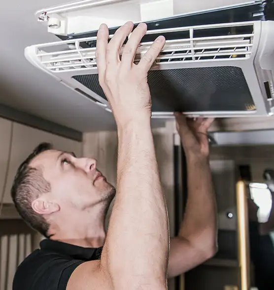  Professional Licensed And Insured Cleaners in Macomb, IL